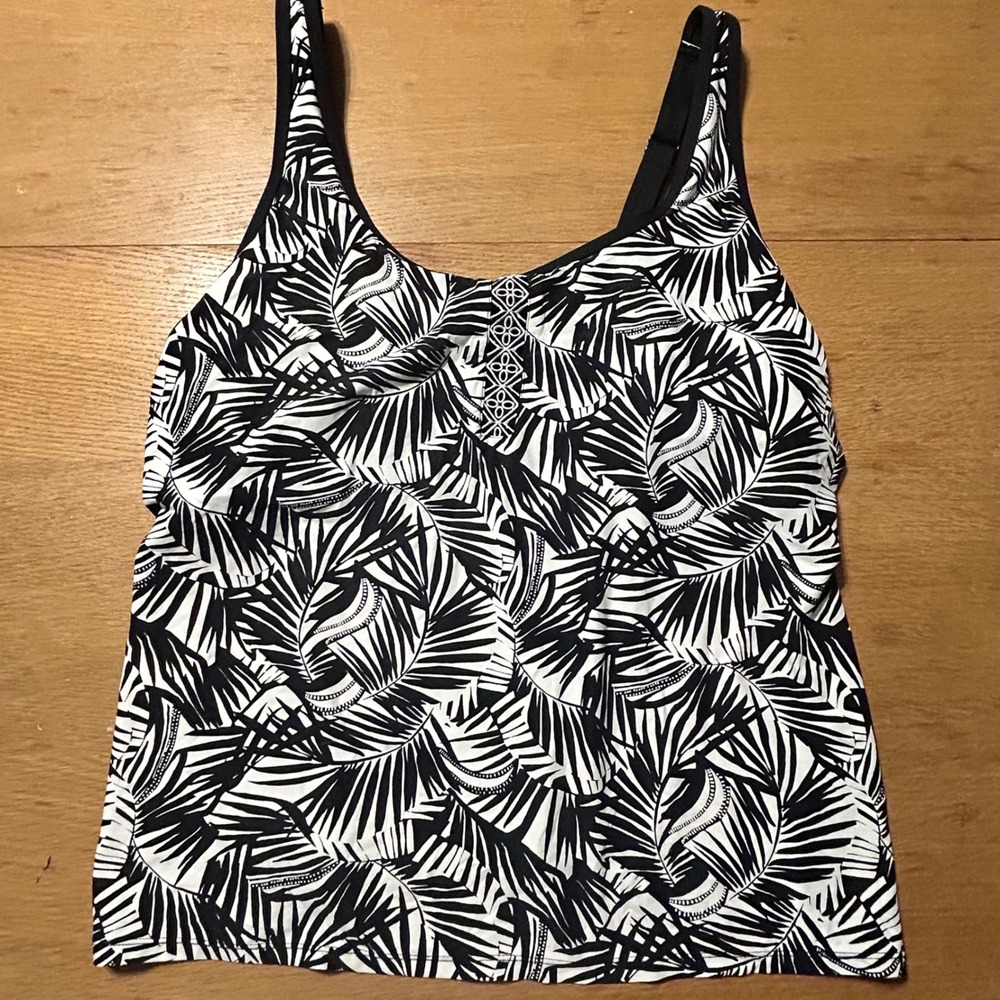 Beach House Tankini Top Palm Print Adjustable Straps Swimwear 22W‎